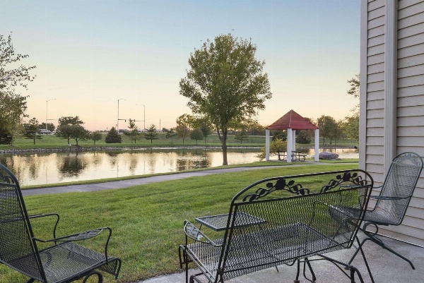 Country Inn & Suites Ankeny image 2