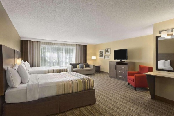 Country Inn & Suites Ankeny image 8